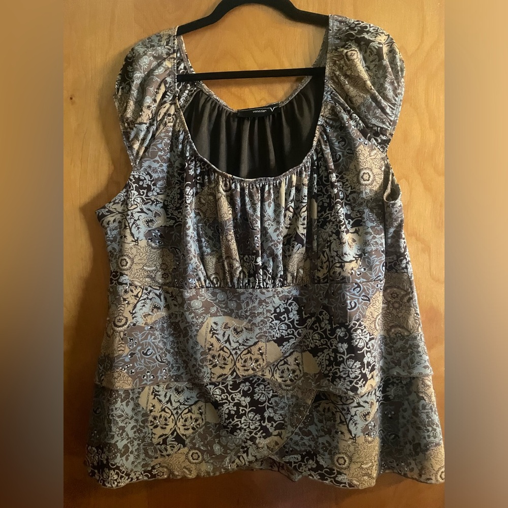 Venezia cap sleeve size 2x shirt